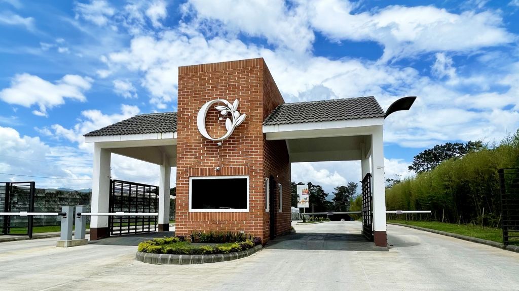Casa en Renta Condominio Los Olivares San Jose Pinula
