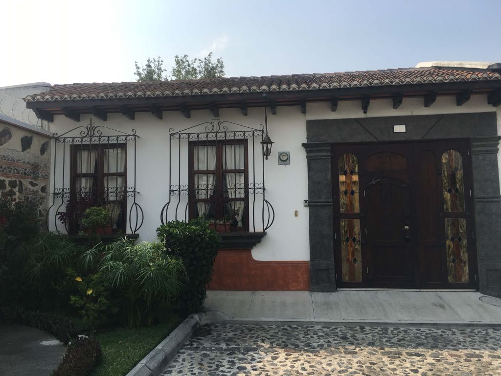 Casa Colonial en Venta,Doña Victoria Antigua Guatemala